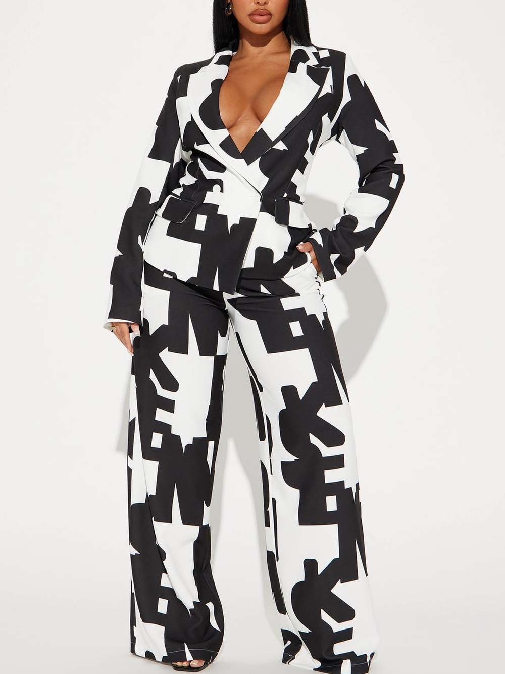 Structured Black & White Graphic Wide-Leg Pants set